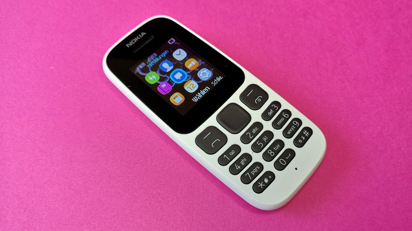 Das Nokia 105 hat sogar eine Dual-Sim-Funktion.
