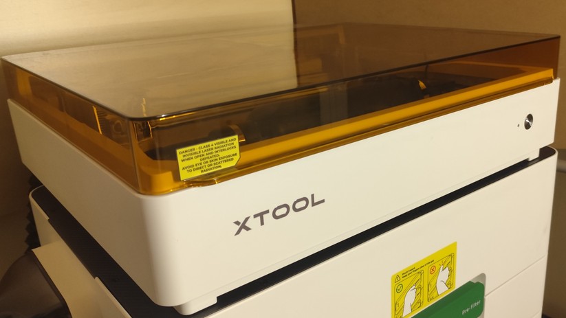 xTool M2 – Schade, dass es keinen Not-Aus-Knopf gibt.