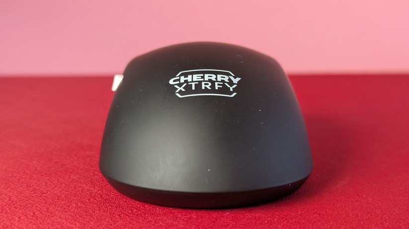 Cherry Xtrfy M68 Pro Wireless - Bilder
