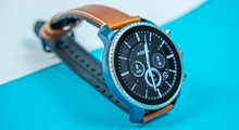 Fossil Q Explorist HR im Test: top Design, flop Akku