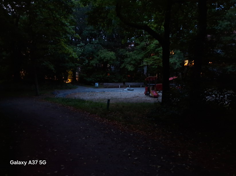  Foto bei Dunkelheit