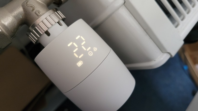  Smartes Heizkörperthermostat mit Hub