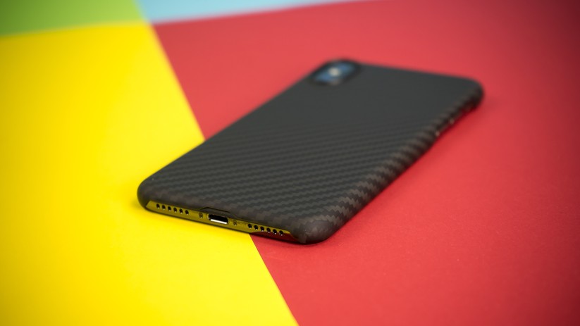 iPhone X: Pitaka MagCase