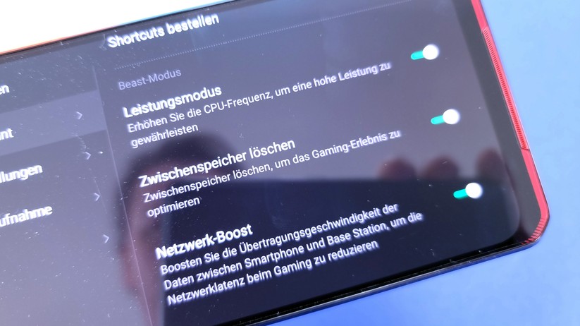 Lenovo Legion Phone Duel