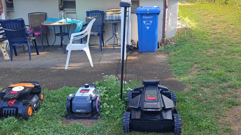 Segway Navimow X420: Großer und schwerer Allrad-Mähroboter mit RTK- und Kamera-Navigation für Rasenflächen bis 2000 m², 42 cm Schnittbreite, lenkbare Vorderräder, aber ohne Kantenschnittoptimierung.