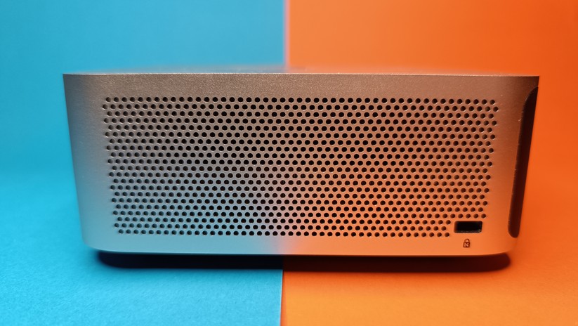 Minisforum AI X1 470 – Bilderstrecke