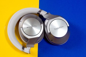 Over-Ear-Kopfhörer Technics EAH-A800 im Test