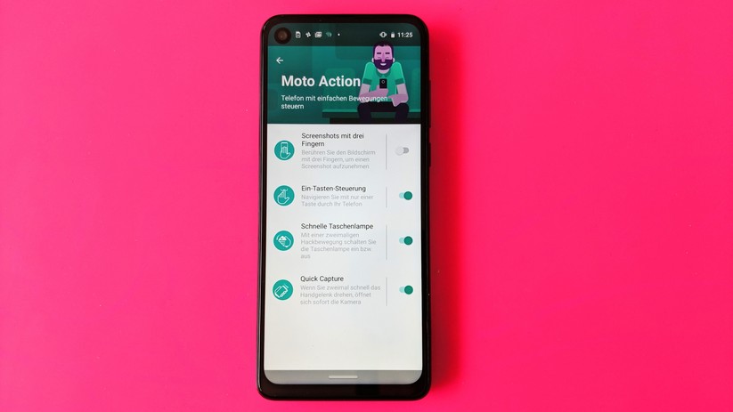 In den Einstellungen verstecken sich eine handvoll Motorola-Funktionen wie diese Moto Actions.