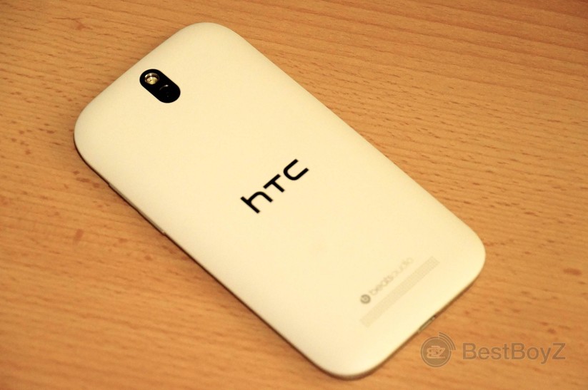 Rückseite des HTC One SV