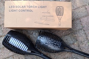 Flowood Solarfackeln im Test