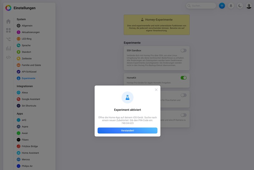 Homey Pro kann Geräte an Homekit weiterreichen und auch der umgekehrte Weg ist über Homekit-Controller möglich.
