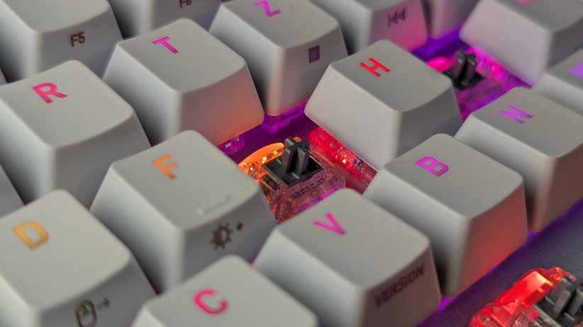 Cherry Xtrfy K5 Pro TMR Compact - Bilder