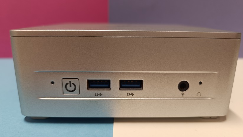 Minisforum UM870 Slim – Bilderstrecke