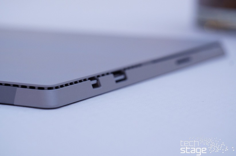 Anschlüsse des Surface Pro 3