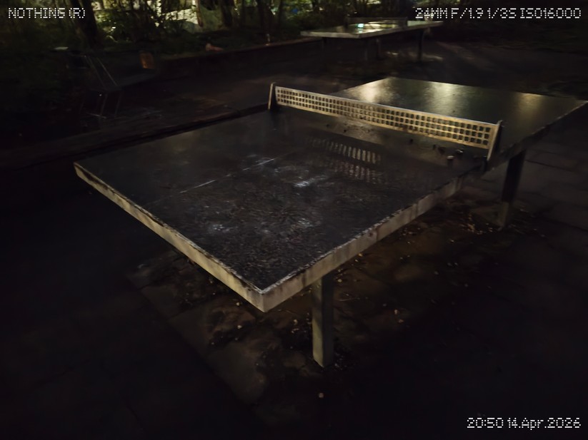 Nothing Phone 4a Pro: Hauptkamera bei Nacht