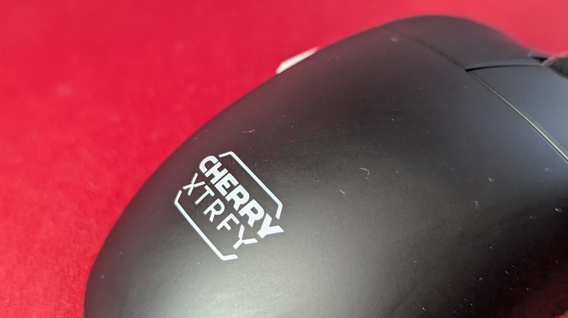Cherry Xtrfy M68 Pro Wireless - Bilder