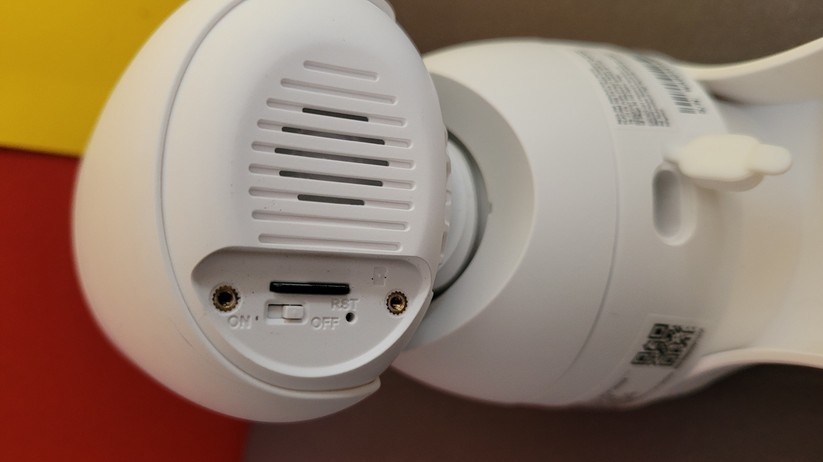 Reolink Argus Track: 4K, Akku, Dual-WLAN, Gegensprechfunktion, farbige Nachtsicht, automatische Verfolgung