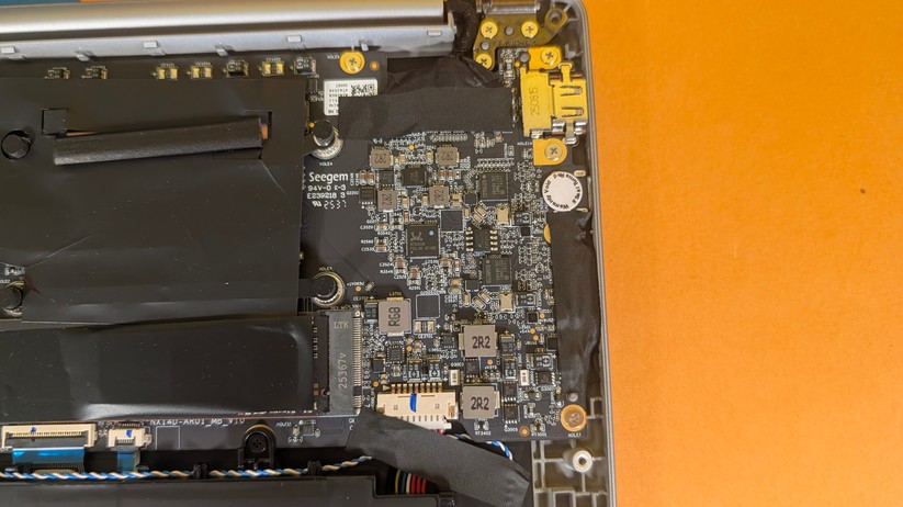 Geekom Geekbook X14 Pro – Bilderstrecke