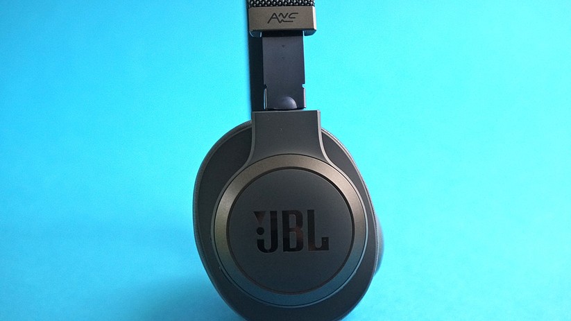 JBL Live 650BTNC