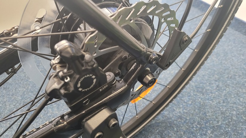 Diamant 365: Leicht, gut verarbeitet, 9-Gang-Schaltung, begrenzte Reichweite