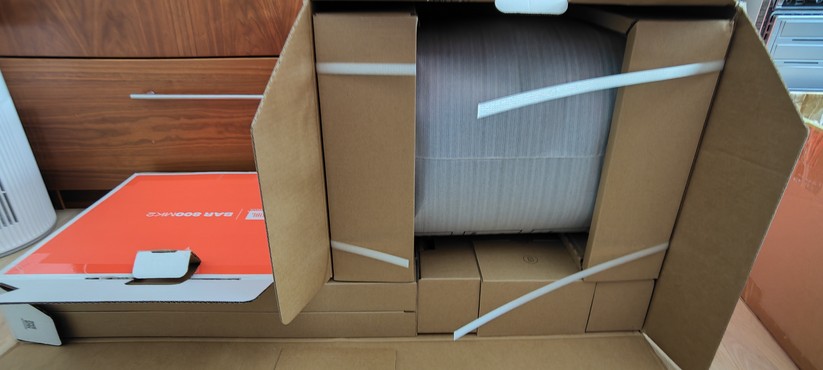 JBL Bar 800MK2: Soundbar mit Subwoofer und Akku-Rear-Speakern