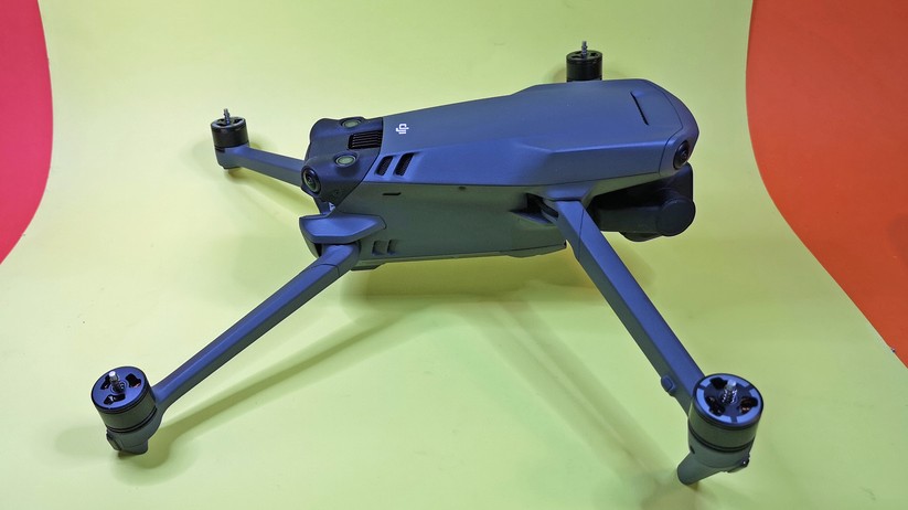 DJI Mavic 3