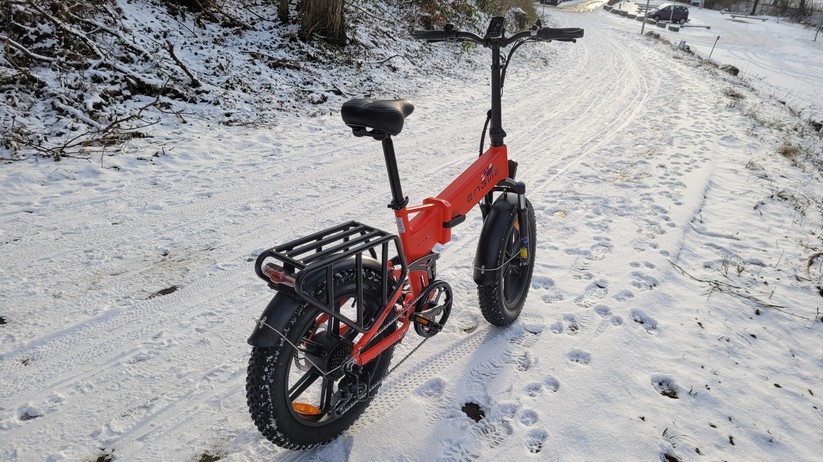  Faltbares E-Fatbike mit Doppelfederung und ergonomischer Sitzposition