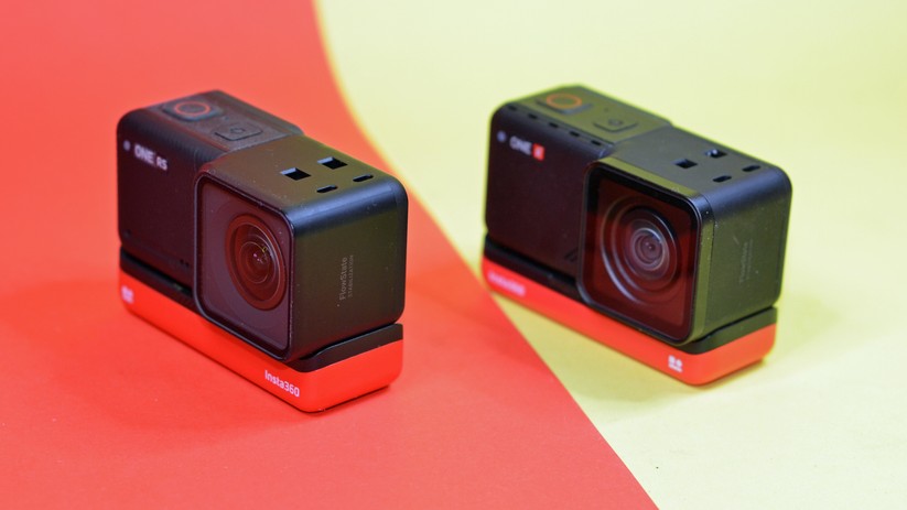 Links die Insta360 One RS, rechts die One R.