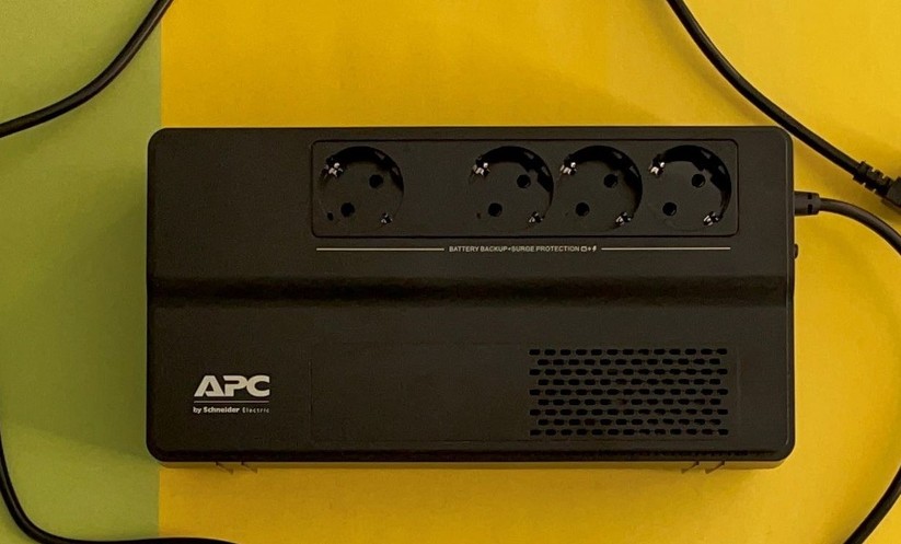 APC Easy UPS BV500VA