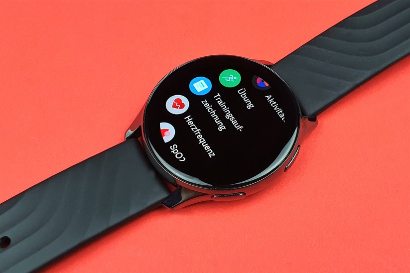 Oneplus Watch: Die Anzahl der hinterlegten Apps ist überschaubar, zusätzliche lassen sich nicht installieren.