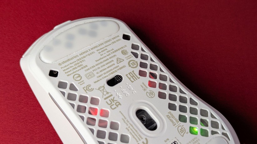 Steelseries Aerox 3 Wireless - Bilder