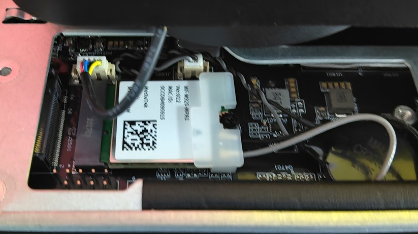 Minisforum MS-S1 Max