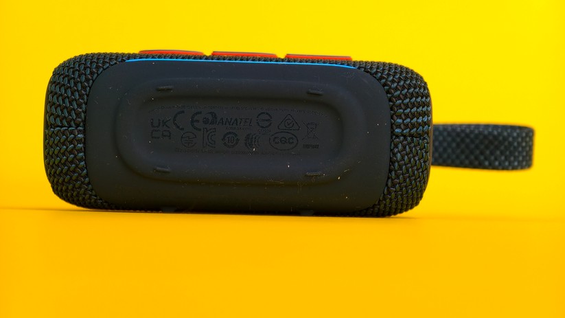 JBL Go 5