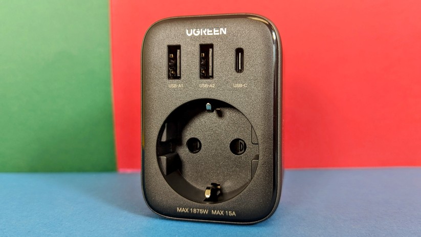 Ugreen Reisestecker mit USB-Anschlüssen