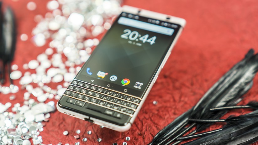 Oben Touch und unten Type: Das BlackBerry KEYone kombiniert mehrere Eingabemöglichkeiten.
