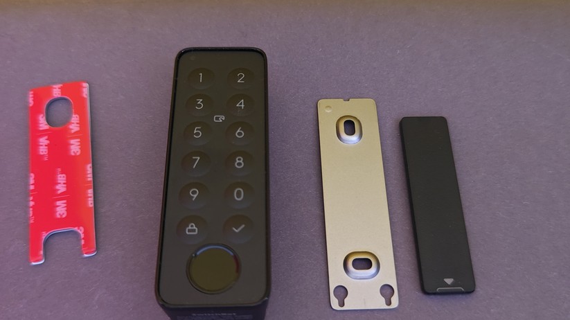 Switchbot Lock Ultra mit Keypad Vision: Tür aufsperren per Gesicht, Fingerabdruck oder PIN-Code