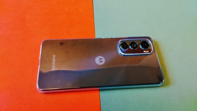 Motrola Edge 30