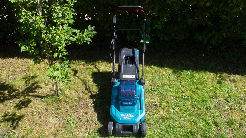 Akku-Rasenmäher Makita DLM382PM2
