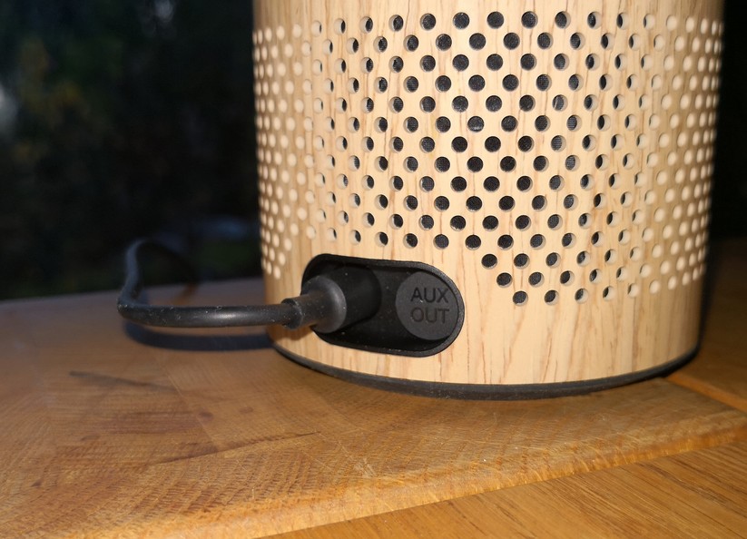 Für satten Sound schließen wir den Echo 2 einfach an die Stereoanlage an.