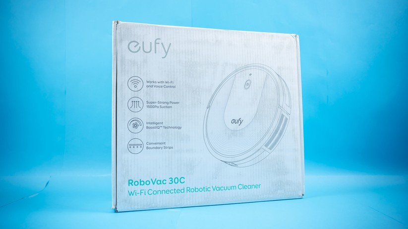 Weiße Verpackung des Robovac 30C