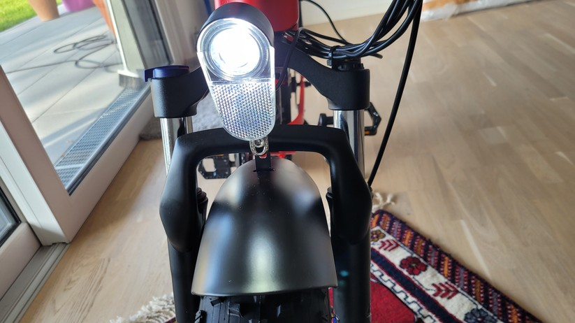  Faltbares E-Fatbike mit Doppelfederung und ergonomischer Sitzposition