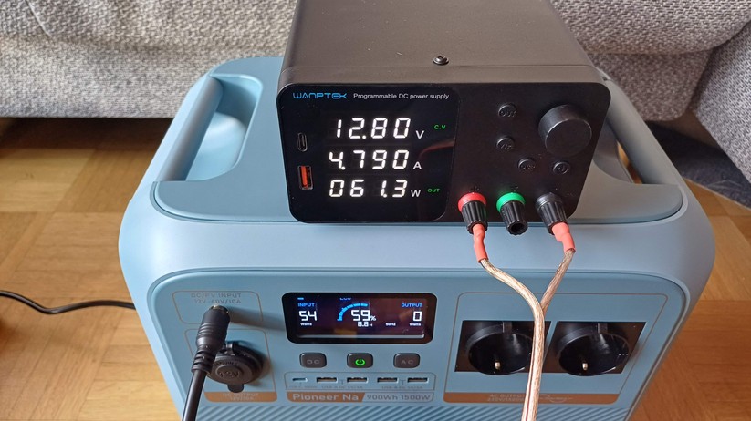 Bluetti Pioneer Na im Test: Kälteresistente Powerstation mit Natrium-Ionen-Akku mit 1500 W und 900 Wh