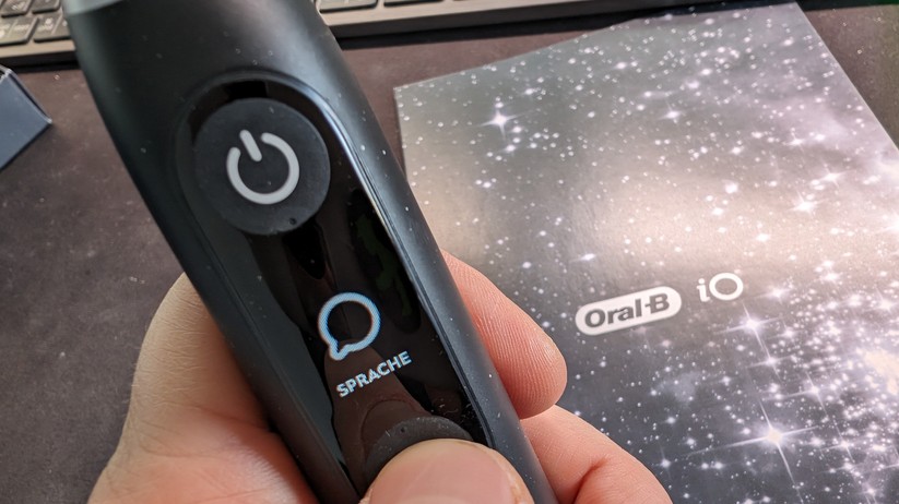 Oral-B iO Series 10