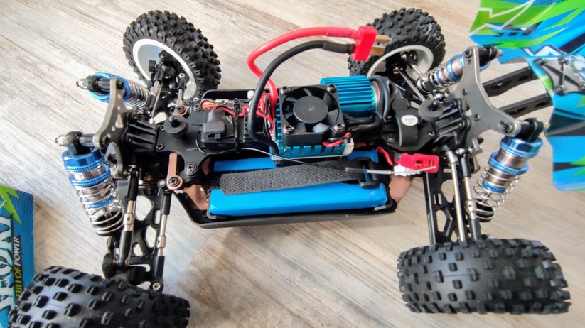 EAT14 RTR 1/14 2.4G 4WD