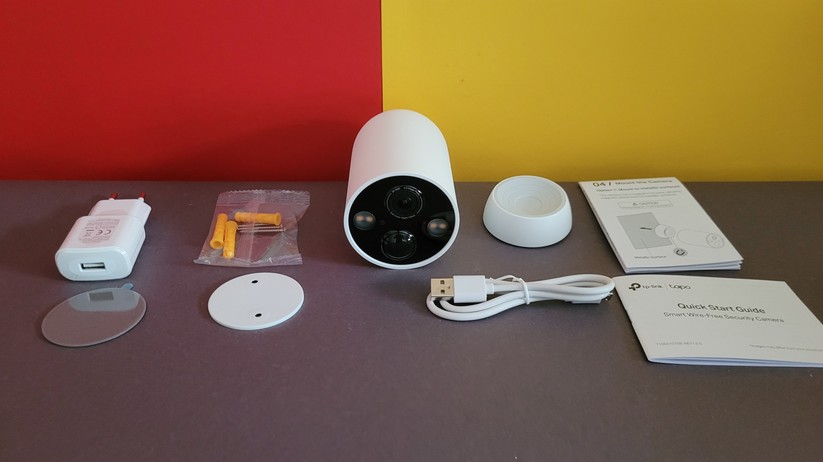 TP-Link C425: Kabellose Überwachungskamera mit Magnethalterung, farbiger Nachtsicht und großem Sichtfeld