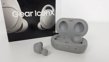 SAMSUNG - SAMSUNG Gear Icon X (2018) グレー Amazon.com: Samsung Gear IconX (edición 2018) - Audífonos
