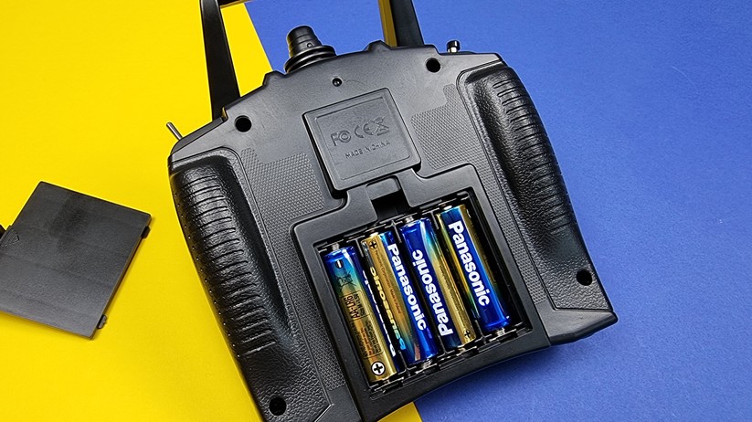 RC-Flugzeuge: F4U corsair und P51 Mustang