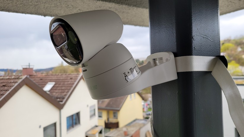 Reolink Argus Track: 4K, Akku, Dual-WLAN, Gegensprechfunktion, farbige Nachtsicht, automatische Verfolgung