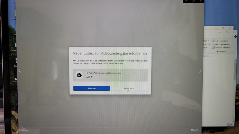 Reolink Trackmix Akku: Bei voller Auflösung erfolgt die Aufnahme im HEVC-Format (H.265). Unter Windows muss dafür ein entsprechender Codec installiert werden. Wer ihn aus dem Windows-Store installiert, zahlt dafür knapp 2 Euro. Den Codec gibt es aber auch kostenlos von den PC-Herstellern.