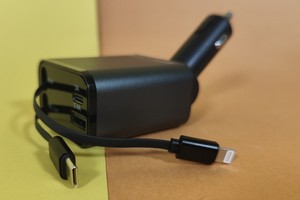 Lisen 2E7130 4-in-1 Auto Ladegerät im Test: Ausziehbare USB-C- und Lightning-Kabel